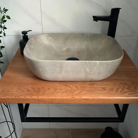 아파트 Twins 시베니크